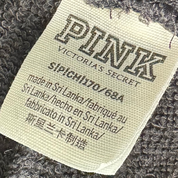 PINK Victoria's Secret Black Athletic Shorts - Picture 3 of 3